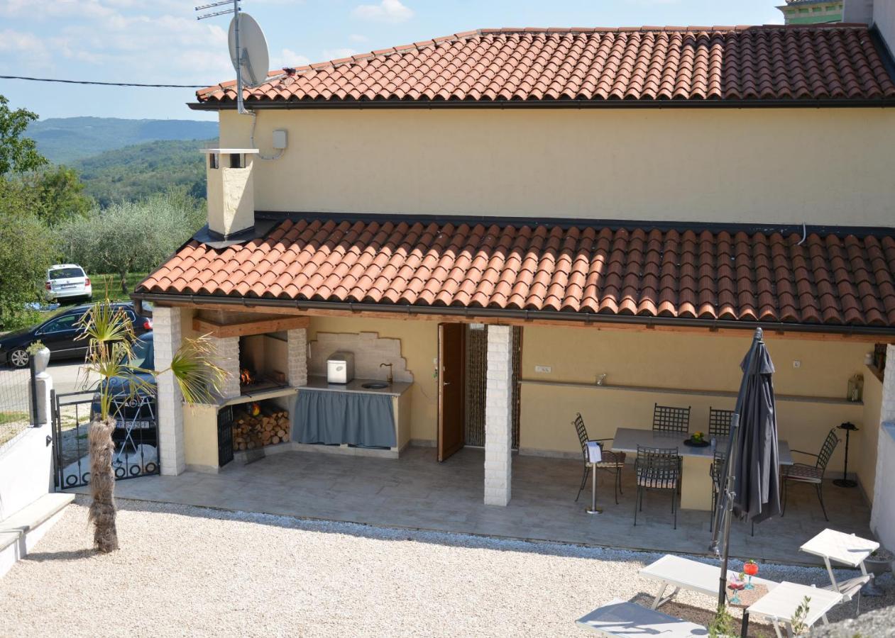 Casa Ferata - Holiday Home Vižinada Kültér fotó